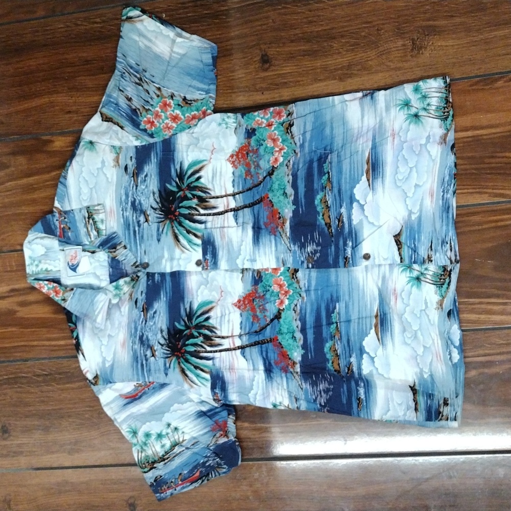 Vintage nui nalu Hawaii bottom down shirt
